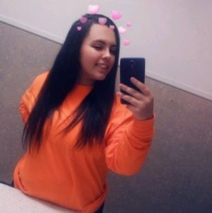 Meet your Posher, Alesandra